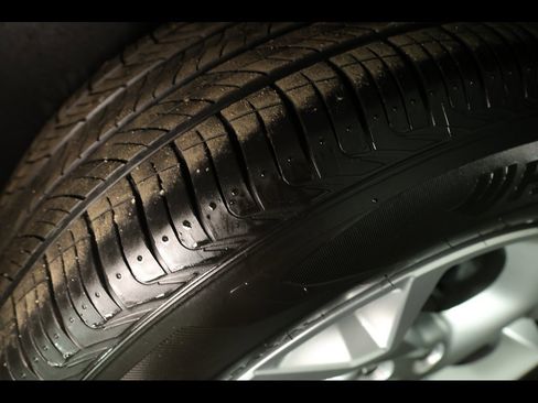 Used 2024 Chevrolet Trax LS w/ LS Convenience Package image 20