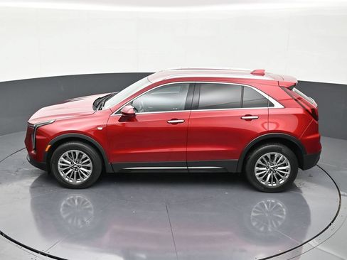 Certified 2024 Cadillac XT4 Premium Luxury w/ Technology Package FWD image 13