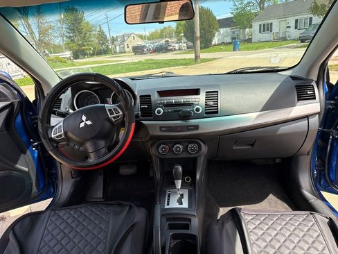 Used 2012 Mitsubishi Lancer ES FWD image 9