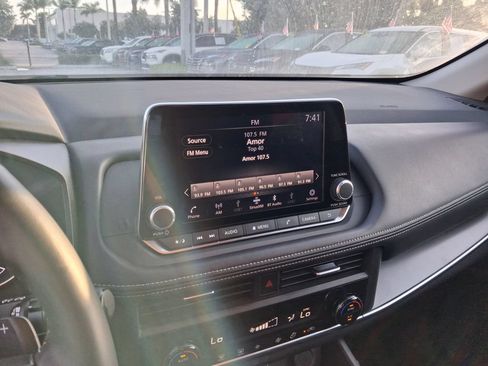 Used 2026 Nissan Rogue SV FWD image 22