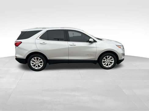 Used 2018 Chevrolet Equinox LT image 7