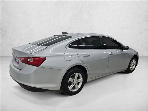 Used 2021 Chevrolet Malibu LS FWD image 5