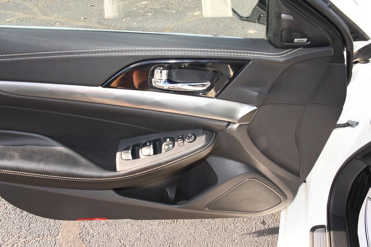 Used 2020 Nissan Maxima 3.5 SL w/ Floor Mat Group FWD image 15