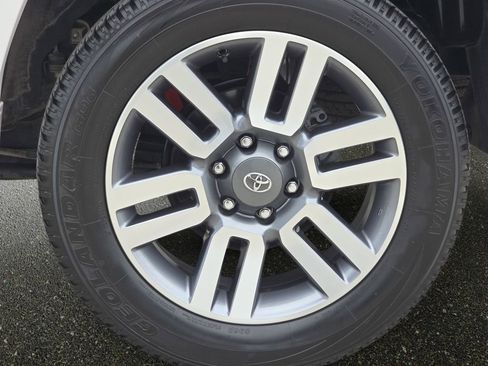 Used 2023 Toyota 4Runner TRD Sport AWD/4WD image 35