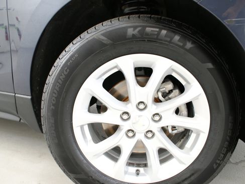 Used 2019 Chevrolet Equinox LT FWD image 35