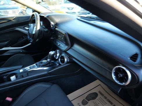 Used 2019 Chevrolet Camaro LT image 32