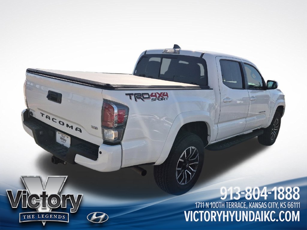 Used 2023 Toyota Tacoma TRD Sport w/ Technology Package AWD/4WD image 5