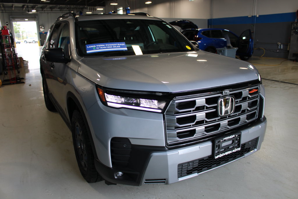 New 2026 Honda Pilot TrailSport image 3