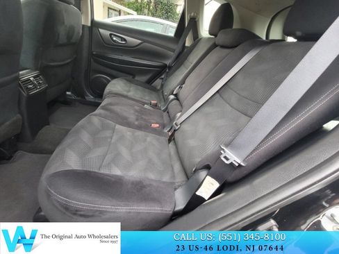Used 2016 Nissan Rogue SV AWD/4WD image 15