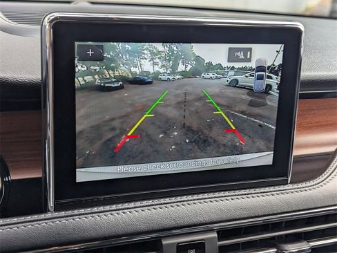 Used 2022 Lincoln Corsair Reserve w/ Elements Package image 13