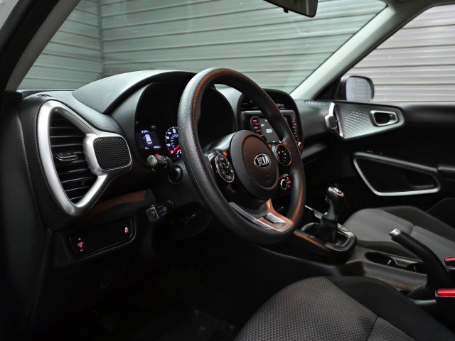 Used 2021 Kia Soul LX FWD image 11
