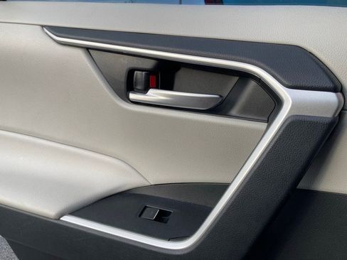 Certified 2023 Toyota RAV4 XLE Premium FWD image 11