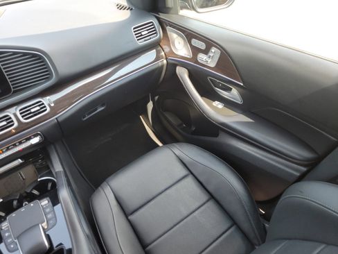 Used 2024 Mercedes-Benz GLE 350 4MATIC w/ 3rd Row Seat Package image 15