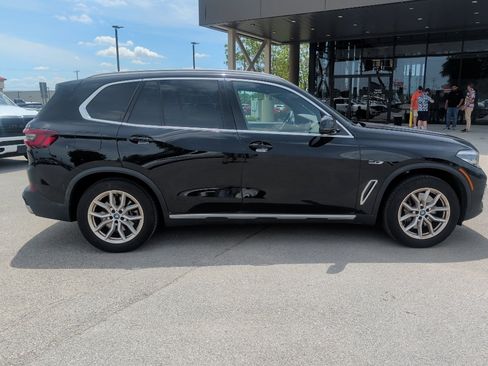 Used 2022 BMW X5 xDrive45e w/ Premium Package AWD/4WD image 9