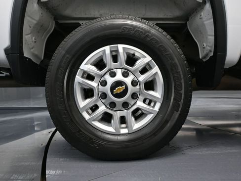 Used 2022 Chevrolet Silverado 2500 LT image 17