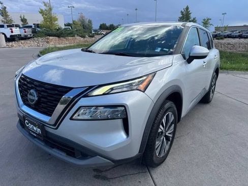 Used 2023 Nissan Rogue SV AWD/4WD image 4