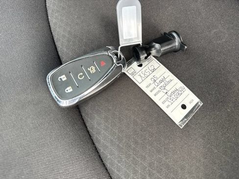 Used 2025 Chevrolet Malibu LT FWD image 29
