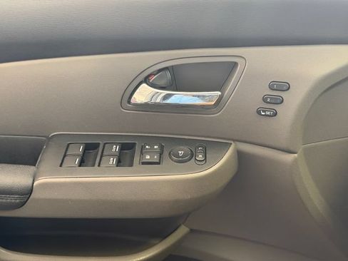 Used 2015 Honda Odyssey Touring image 25