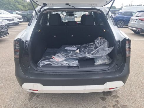New 2026 Nissan Kicks SV w/ Interior Electronics Package FWD image 24