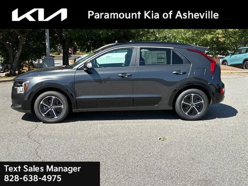 New 2025 Kia Niro SX image 3