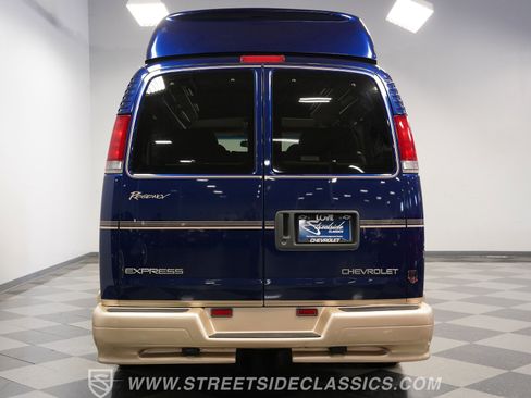 Used 2001 Chevrolet Express 1500 w/ Preferred Equipment Group 3 image 10