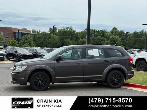 Used 2015 Dodge Journey American Value Package w/ Flexible Seating Group FWD image 4