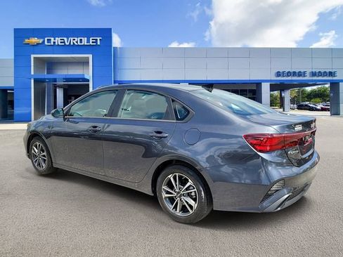 Used 2024 Kia Forte LXS FWD image 3