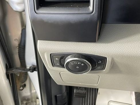 Used 2017 Ford F150 XL w/ Equipment Group 101A Mid AWD/4WD image 15