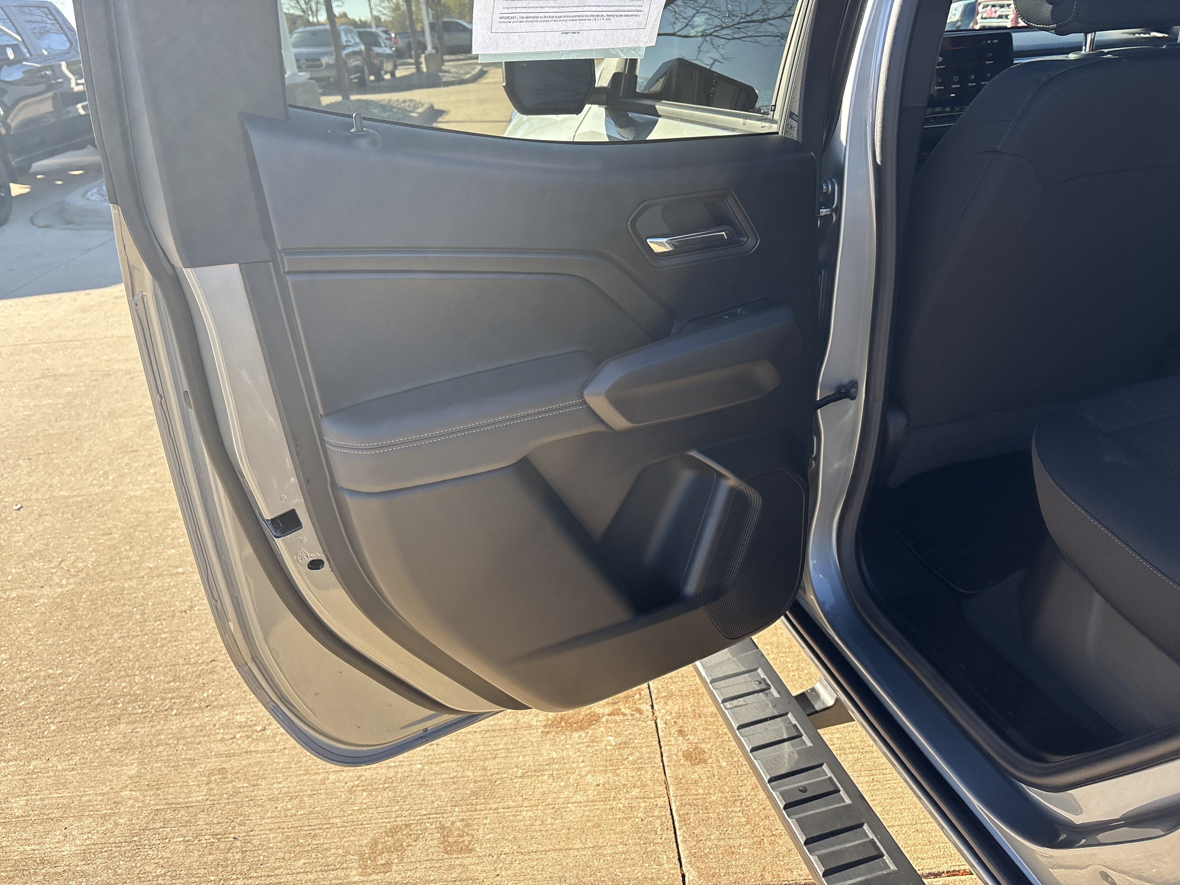 Used 2025 GMC Canyon Elevation w/ Convenience Package AWD/4WD image 13