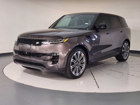 Used 2024 Land Rover Range Rover Sport SE AWD/4WD image 1