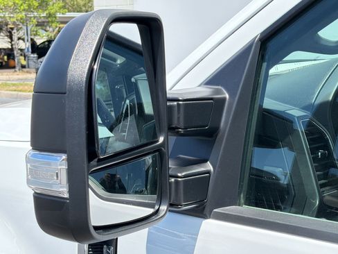 Used 2022 Ford F250 XLT w/ XLT Value Package AWD/4WD image 23