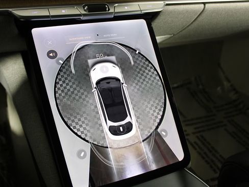 Used 2023 Lucid Air Touring image 17