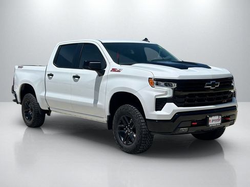 Used 2026 Chevrolet Silverado 1500 LT Trail Boss AWD/4WD image 3