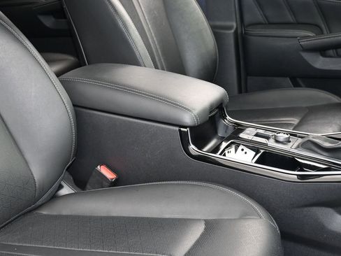 Used 2023 Kia Sorento SX image 47