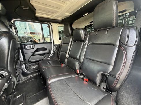 Used 2020 Jeep Wrangler Unlimited Rubicon AWD/4WD image 25