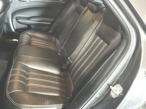 Used 2021 Chrysler 300 S RWD image 5