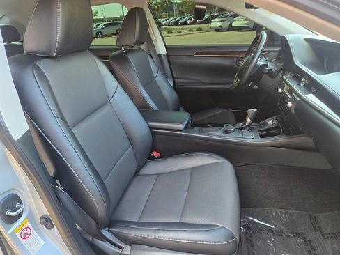 Used 2018 Lexus ES 350 w/ Premier Package FWD image 8