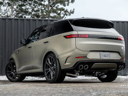 Used 2024 Land Rover Range Rover Sport SV Edition One Carbon Bronze AWD/4WD image 2