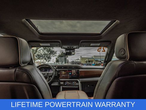 Used 2025 GMC Sierra 3500 Denali Ultimate AWD/4WD image 57