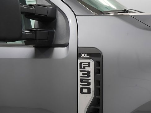 Used 2024 Ford F350 XL image 8
