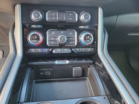 Certified 2022 GMC Yukon XL Denali image 36