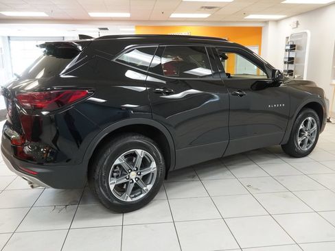 Used 2024 Chevrolet Blazer LT w/ Convenience Package FWD image 12