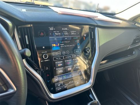 Used 2023 Subaru Outback Onyx Edition image 12