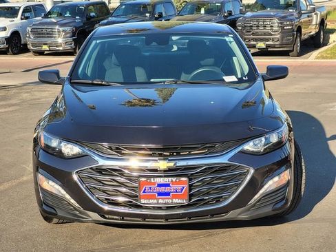 Used 2023 Chevrolet Malibu LT image 3