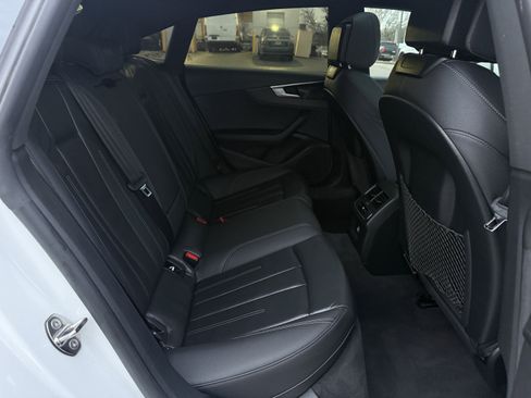 Used 2021 Audi A5 2.0T Premium image 32