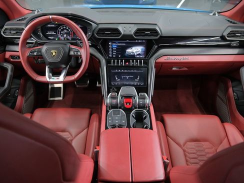Used 2022 Lamborghini Urus image 57