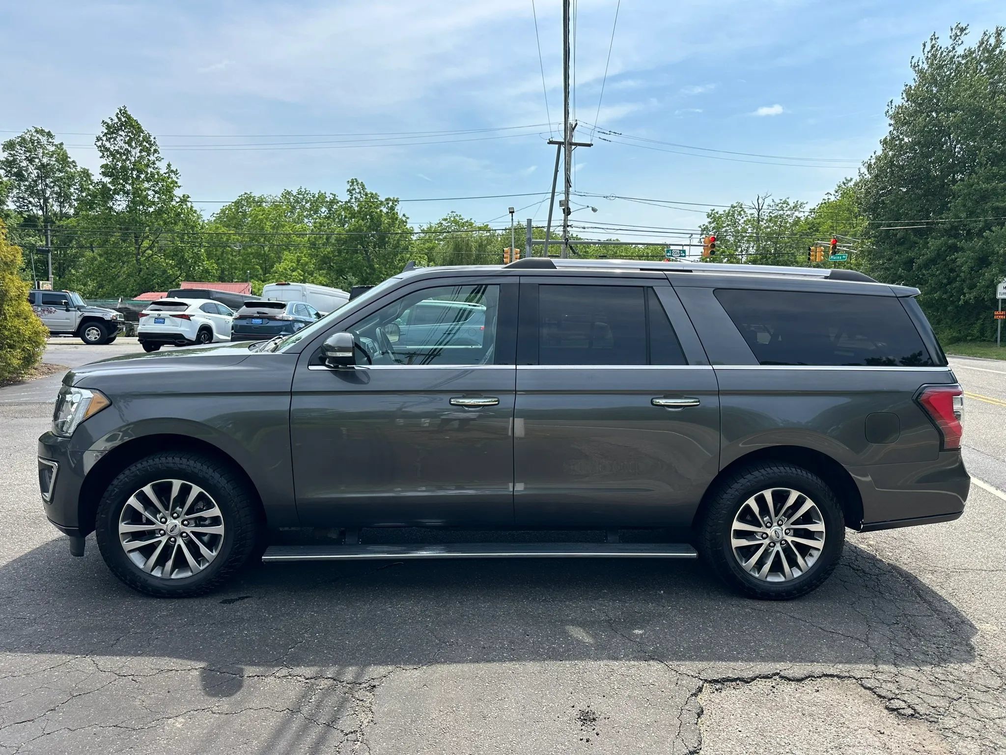 Used 2018 Ford Expedition Max Limited AWD/4WD image 8
