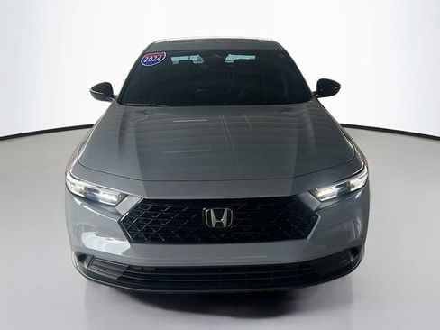 Used 2024 Honda Accord Sport image 2