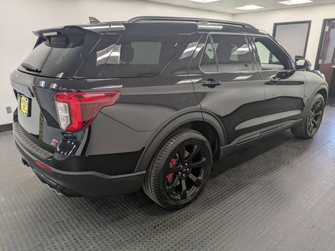 Used 2023 Ford Explorer ST w/ Equipment Group 401A image 4