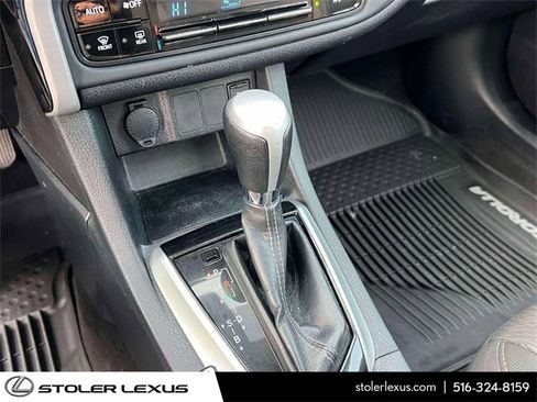 Used 2018 Toyota Corolla L image 34